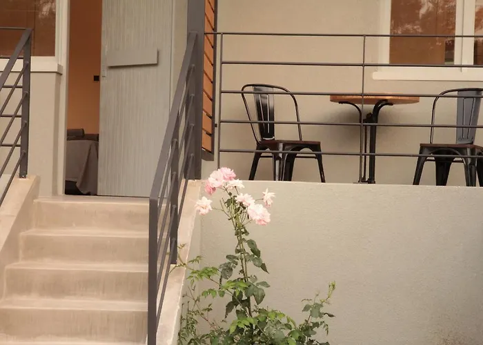 Eva 's Paradise 佩弗卡里