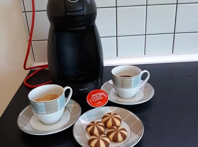 Eva 's Paradise * Pefkari